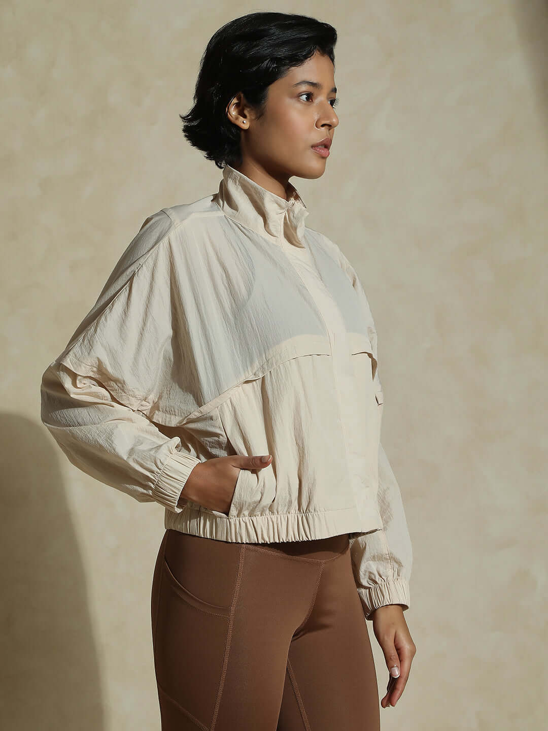 AeroTraq Runner Jacket Beige