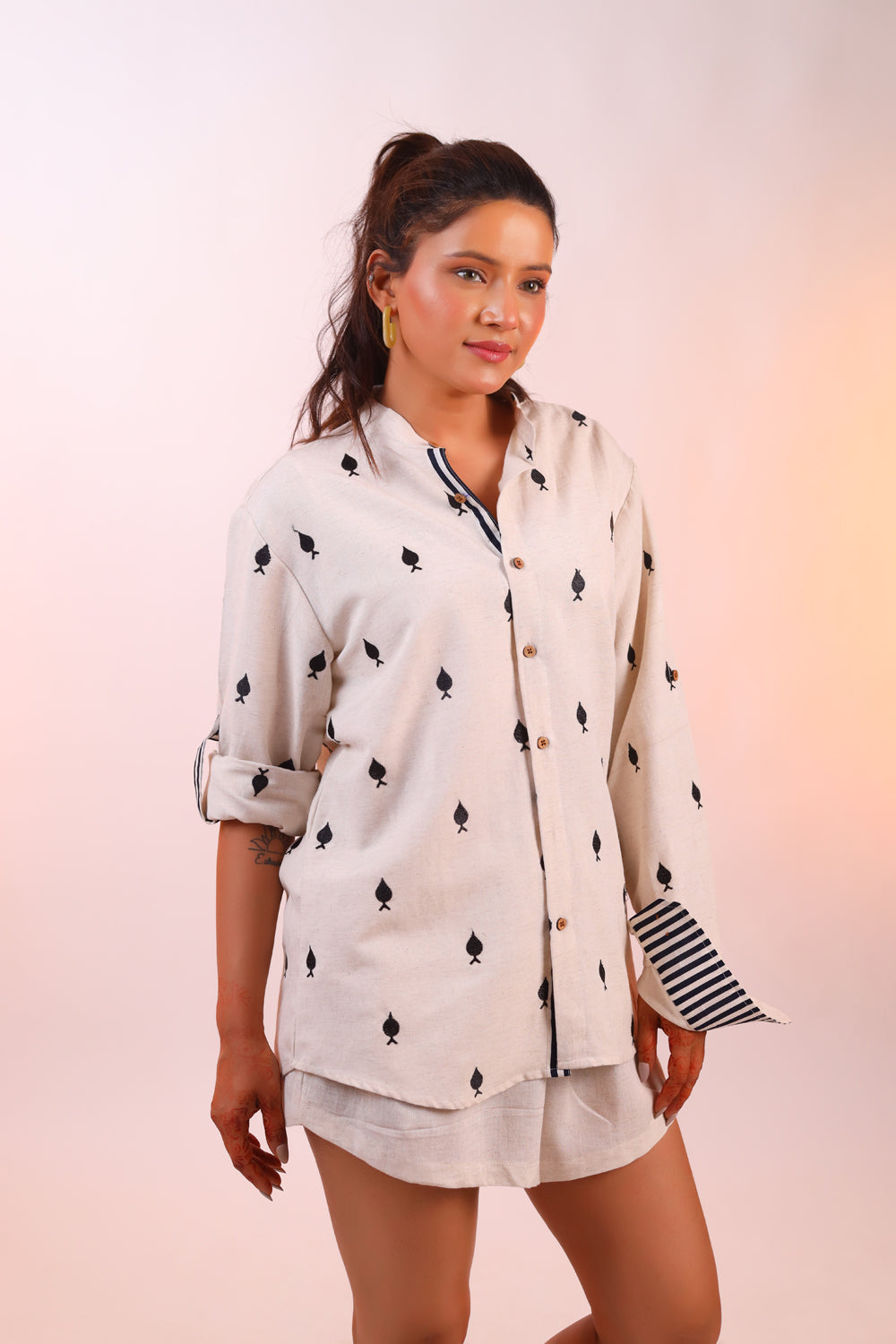 Spadeslove Unisex Shirt