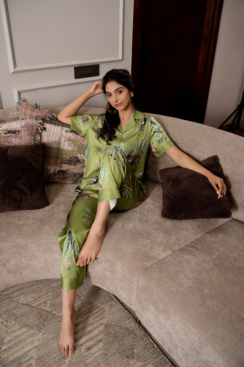 Luxe Jungle Superior Satin Lounger