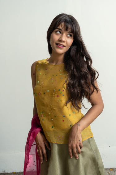 Giggled Top