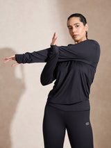 Shop-Women's Ath Runner Zip Neck Black