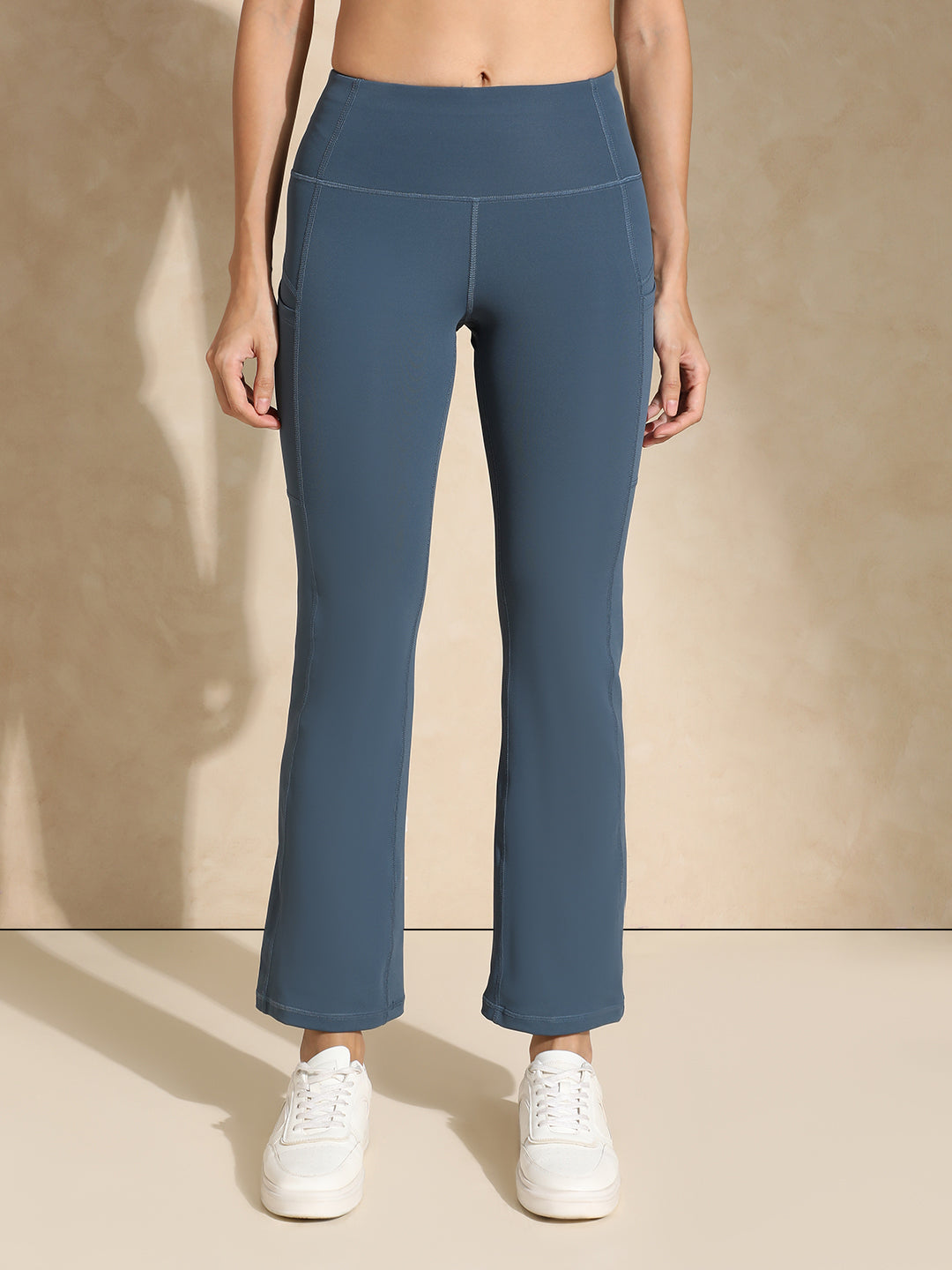Luna Sculpt Flare Pants Aegean Blue