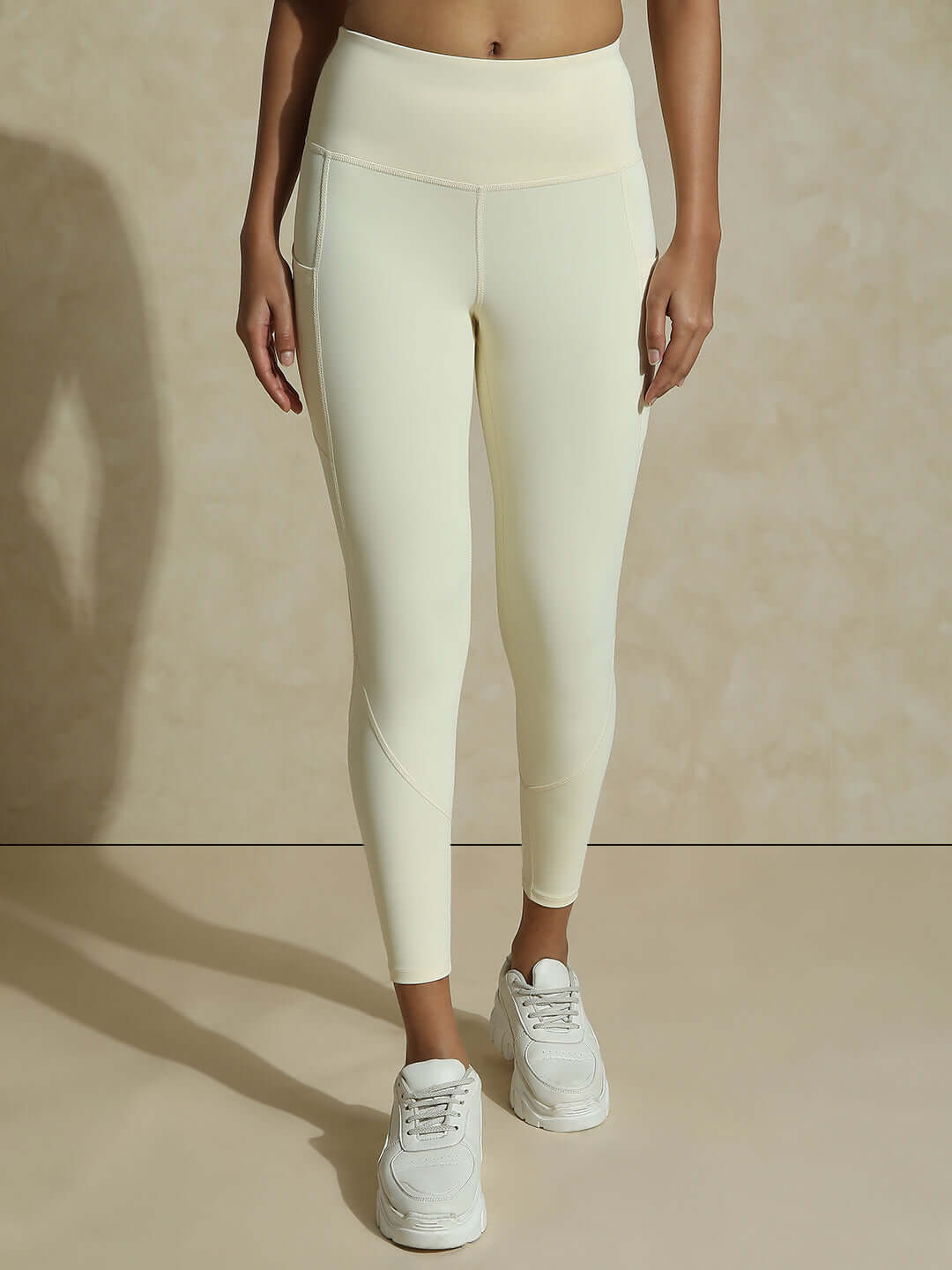 Shop-Aura Leggings Ecru