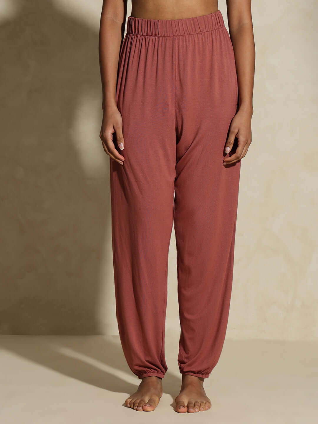 Shop-Yogini Stretch Pants Marsala