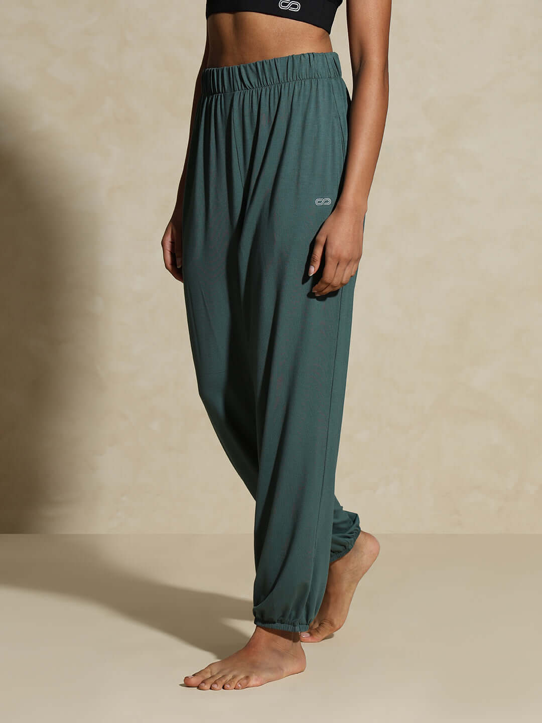 Shop-Yogini Stretch Pants Pine Green