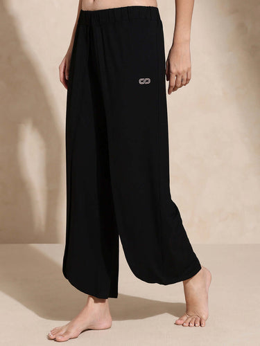 Shop-Yoga Tulip Pants Black