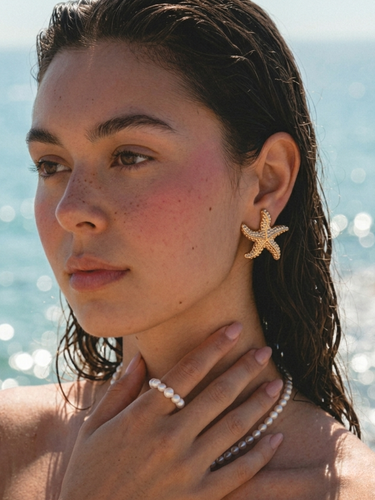 Starfish Gold Stud Earrings