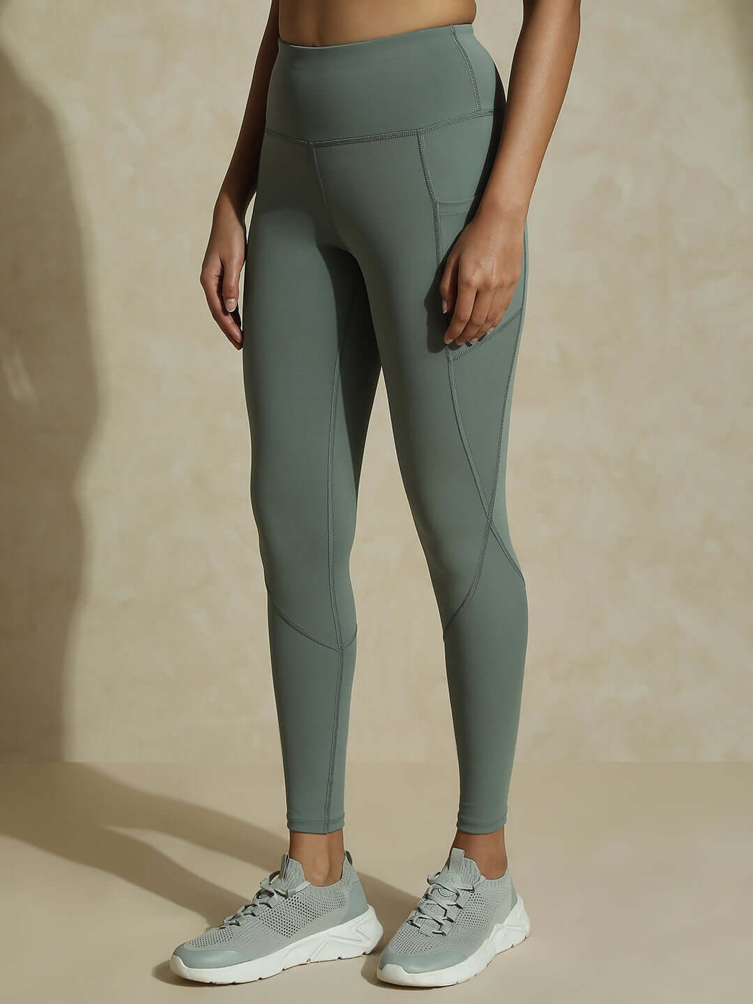 Shop-Aura Leggings Light Sage