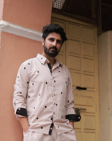 Clubs & Spades-Beige Shirt