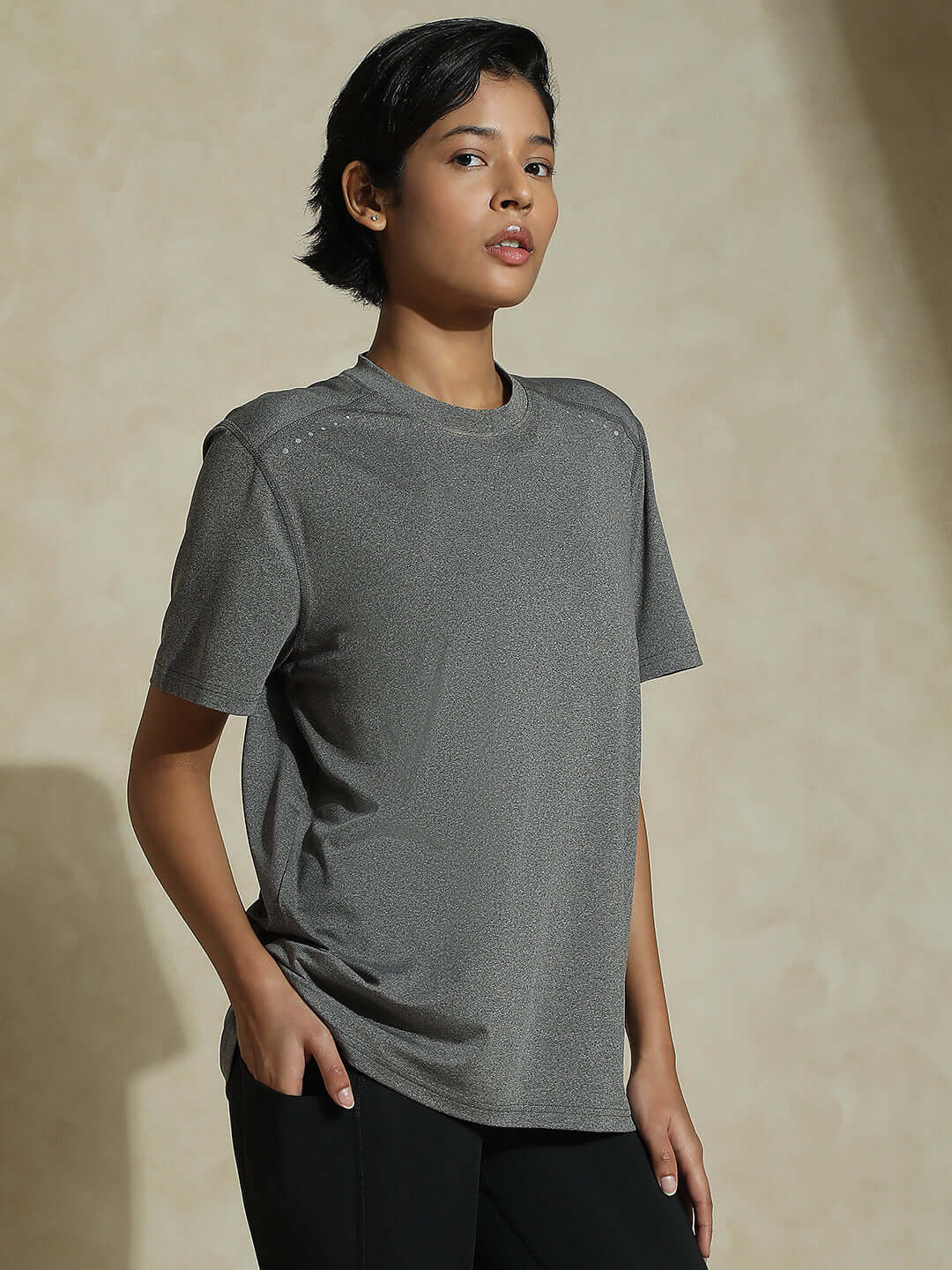 Shop-Boyfriend TraqDry Tee Dark Grey