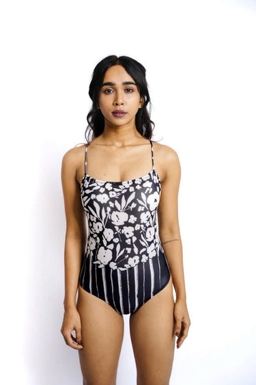 Black Gardenia – Monokini Set