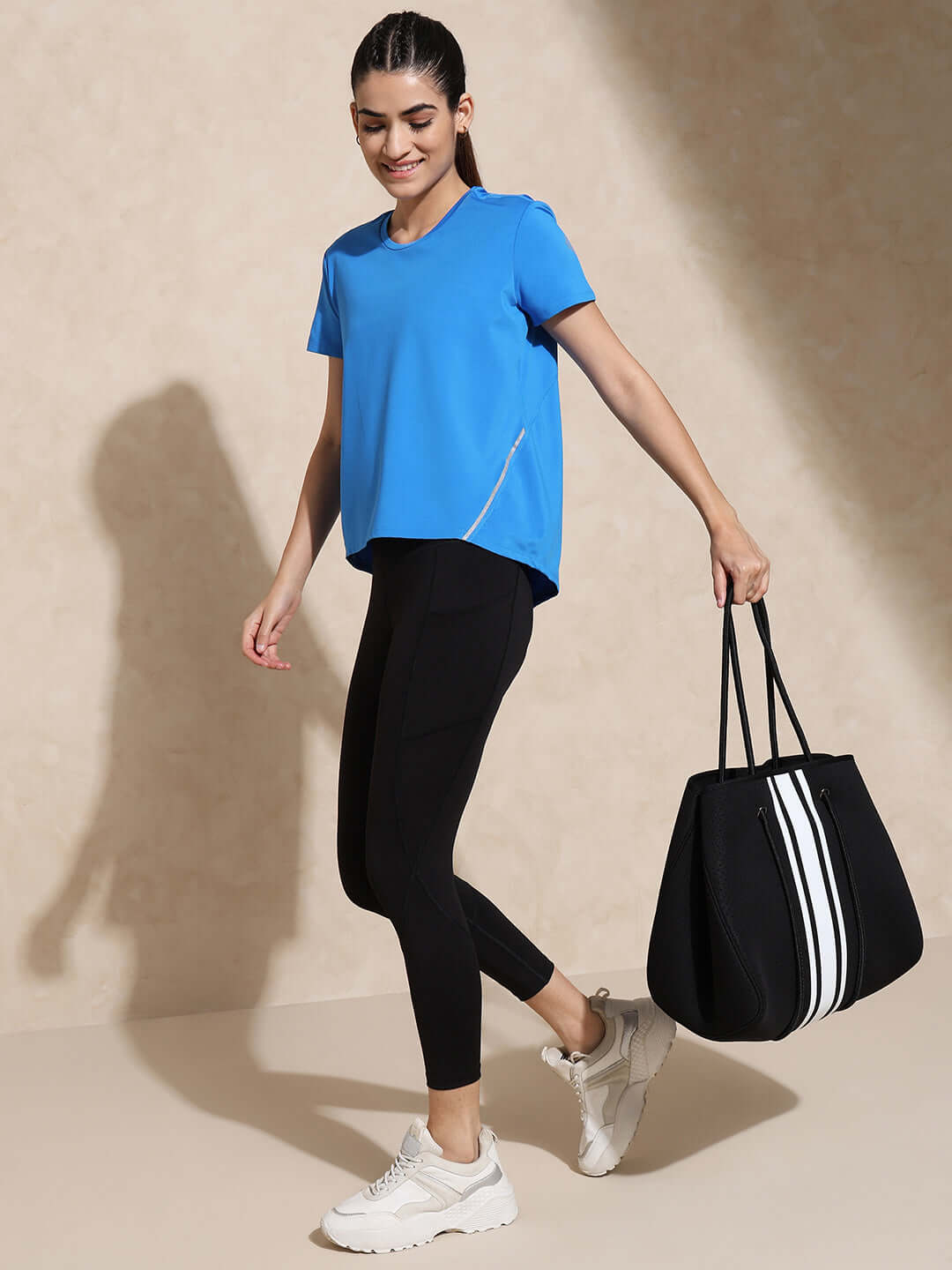 Shop-The Traq Tote Black