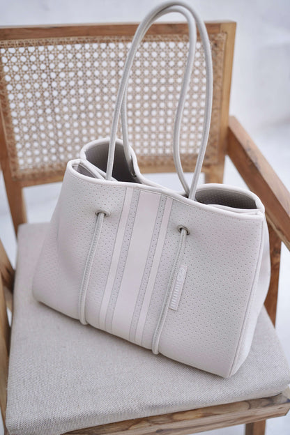 The Traq Tote Beige