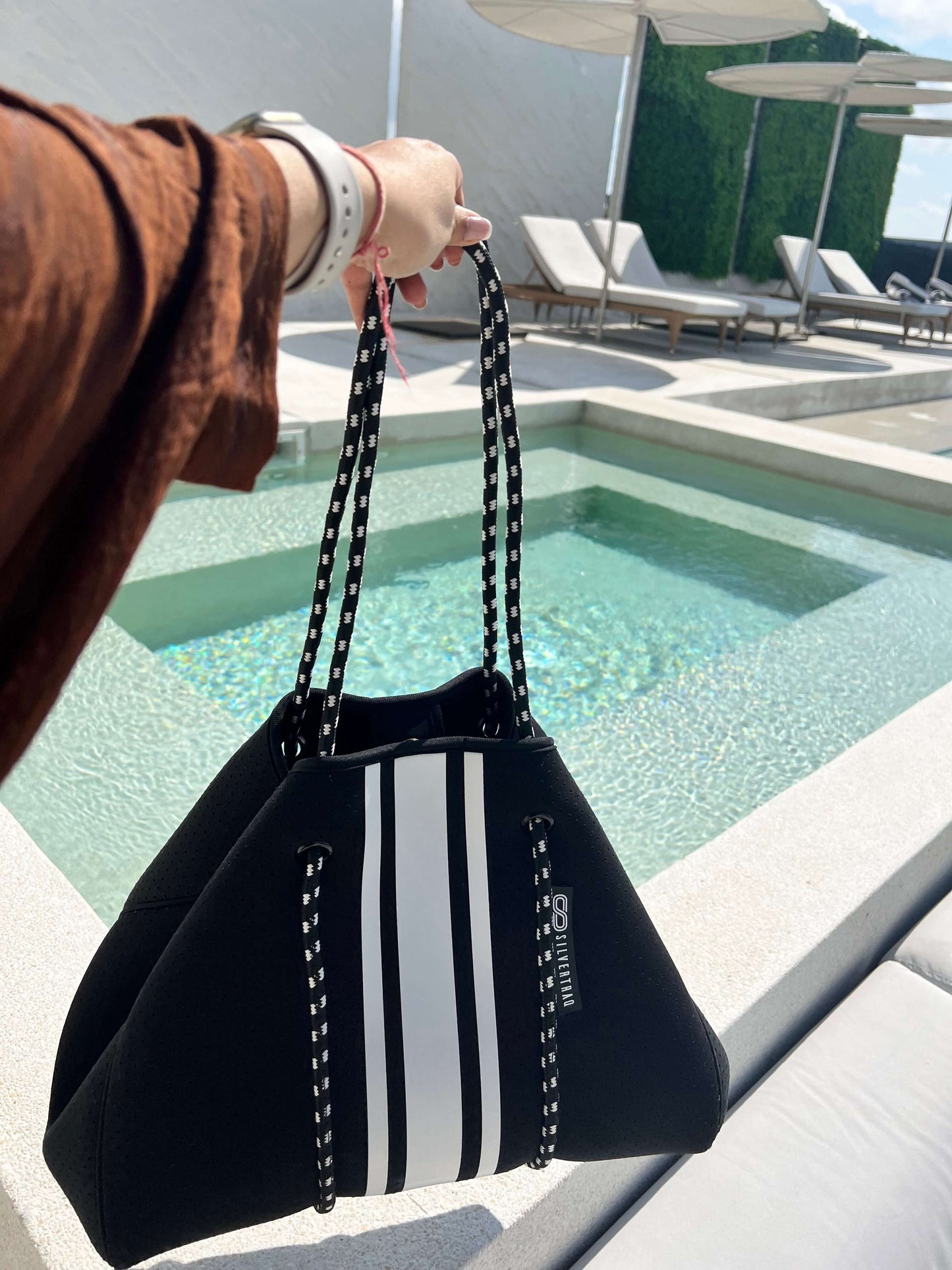 Shop-The Traq Tote Black