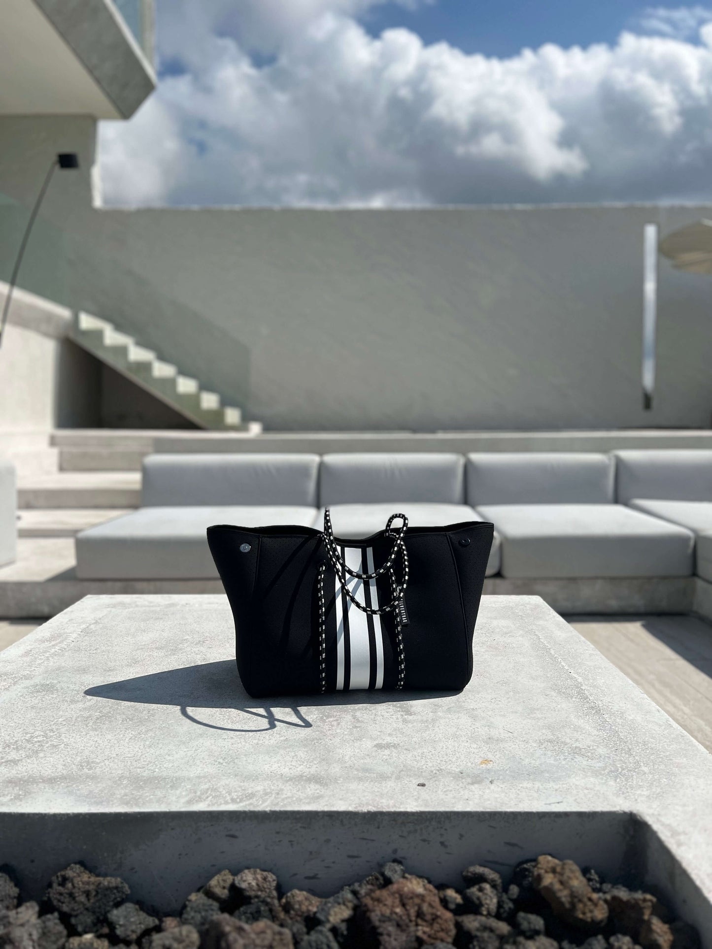 Shop-The Traq Tote Black