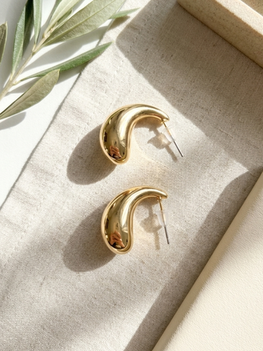 Classic Small Drop Earring
