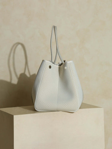 Shop-The Traq Tote Beige