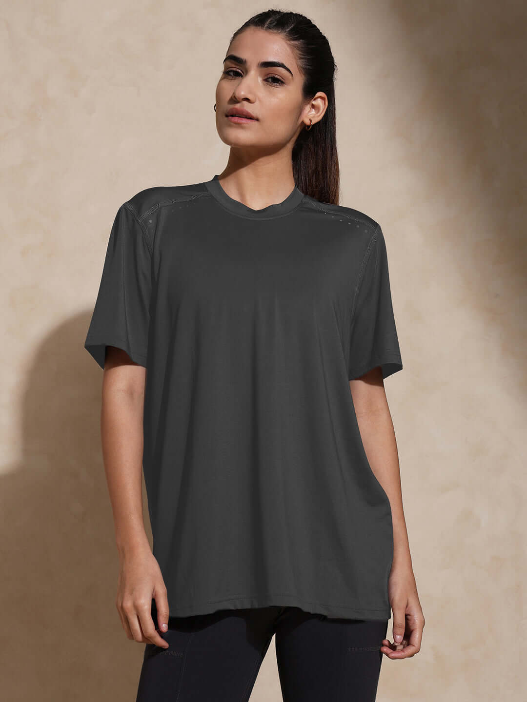 Shop-Boyfriend TraqDry Tee Coal