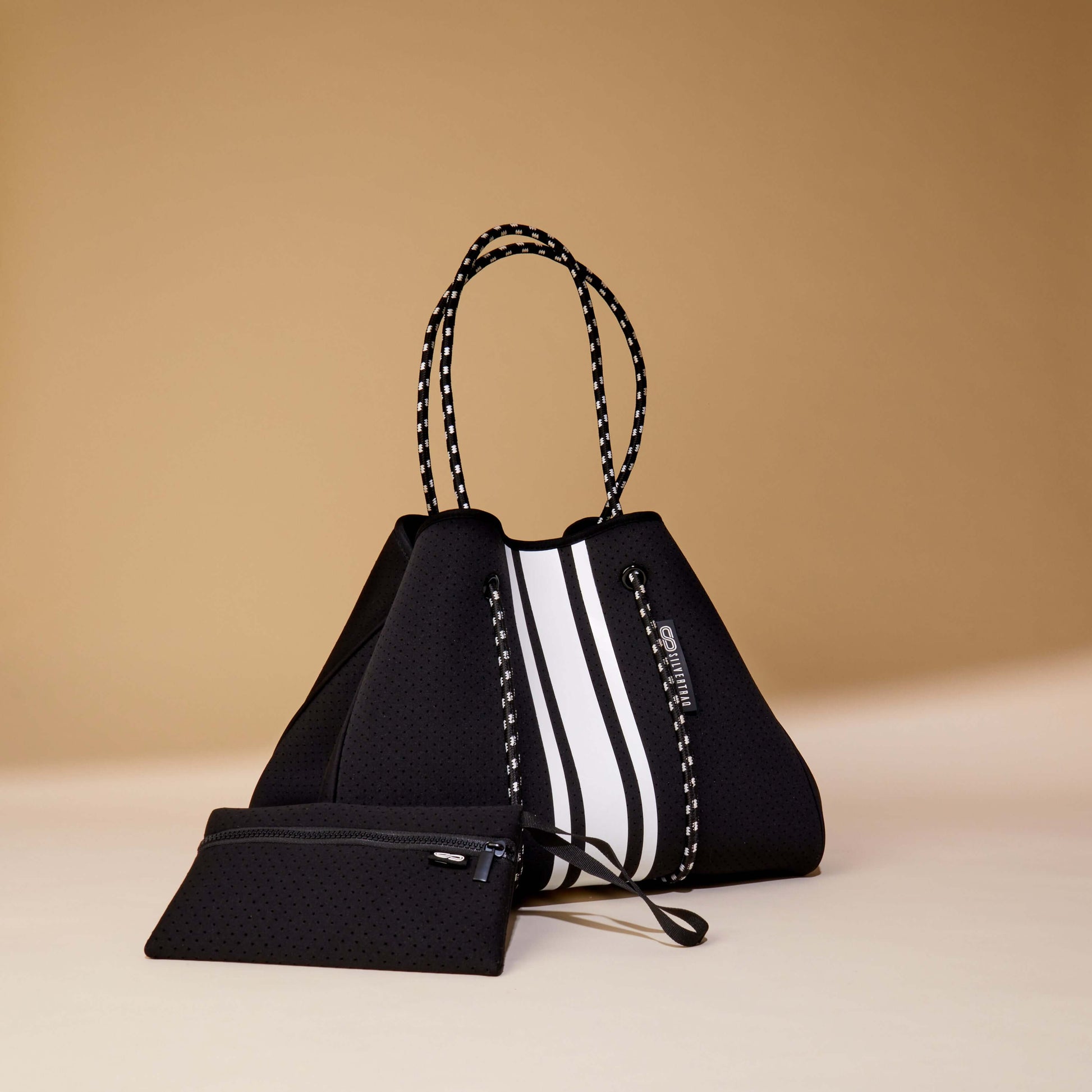 Shop-The Traq Tote Black